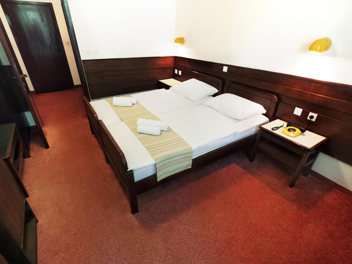 Hotel Lucija Most na Soči Esterno foto